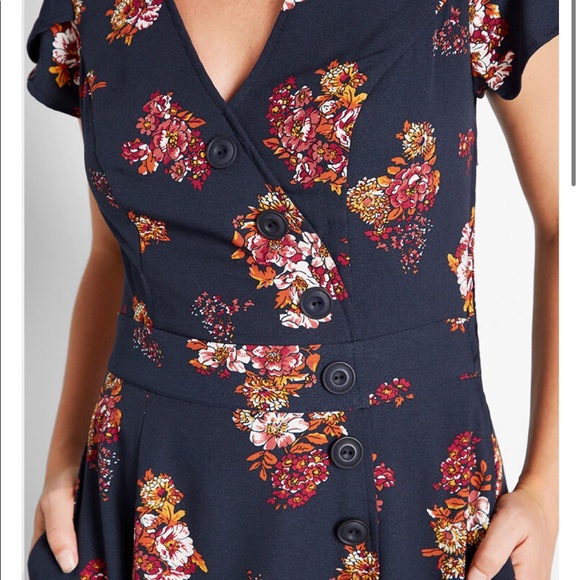 ModCloth Shortsleeve Fall Floral POCKET dress-NWOT - Picture 3 of 4